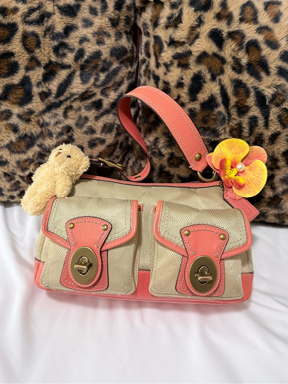 Coach turnlock legacy Beige and Coral Shoulder Bag with Turn-Lock Pockets